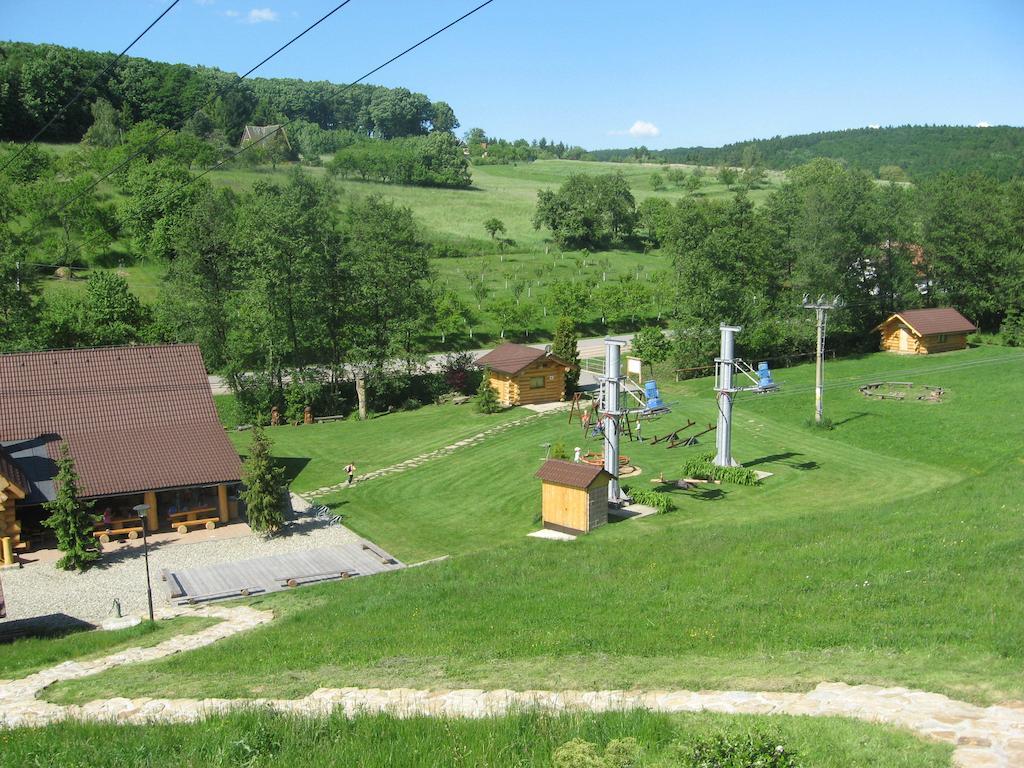 Penzion Malovany Osvetimany Exterior foto