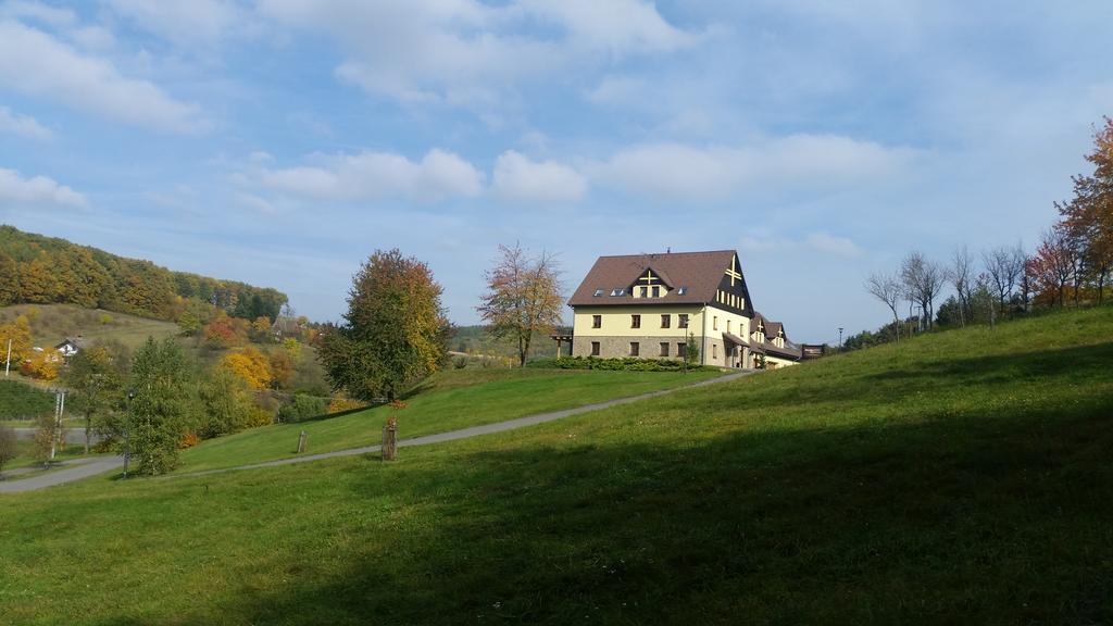 Penzion Malovany Osvetimany Exterior foto